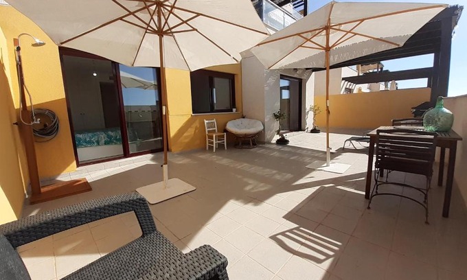 Aguilas Apartment | Inviting Águilas Apartment with Pool and Ocean Views