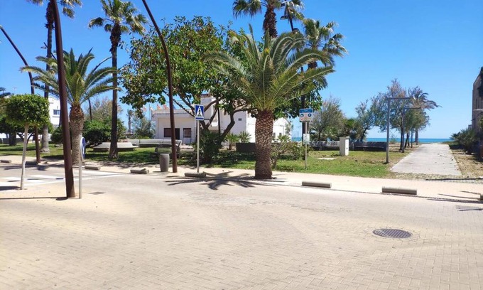 El Grau de Moncofa Apartment | Family-Friendly Apartment in Moncofa Steps from the Beach