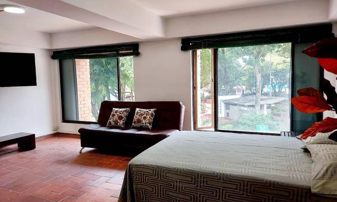 Astorga Apartment | Pet-Friendly Apartment in Parque del Poblado - Rated 8.4/10