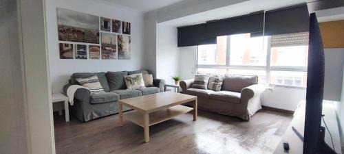 Ferrol Apartment | Child-Friendly Apartamento en Ultramar with Great Reviews