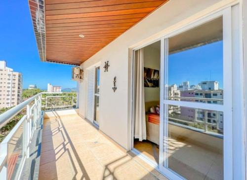 Tombo Apartment | Impressive Oceanfront Apartment at Praia do Tombo