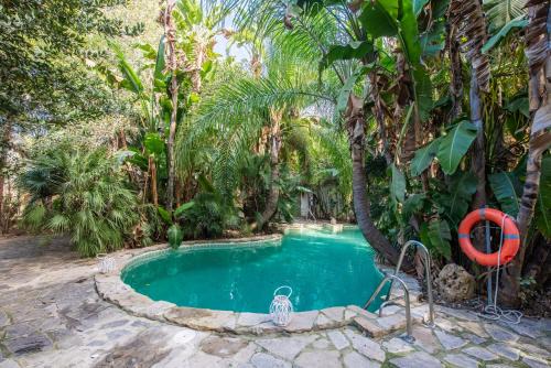 Los Angeles House | Scenic Stay at Apartamento Cortijo Rural Las Aves
