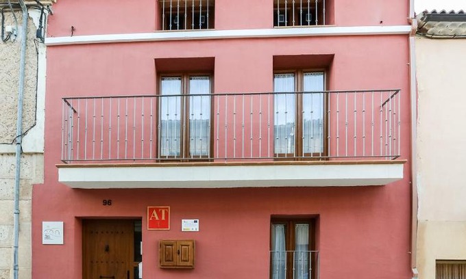 San Martin de Rubiales Apartment | Pet-Friendly Retreat at Apartamentos turísticos Ribera Natura