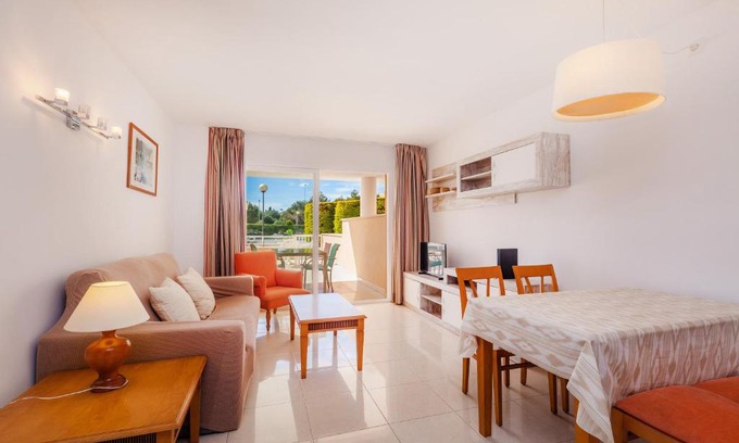 Cala Bona Apartment | Family-Friendly Apartamento Espiga with Pool & High Ratings
