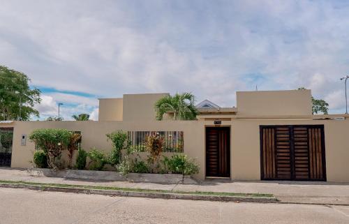 Leticia Apartment | Family-Friendly Apartment with Breakfast and Accessibility