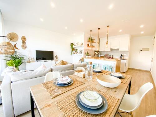 Corcubion Apartment | Pet-Friendly Fufú Apartment with Oceanfront Views