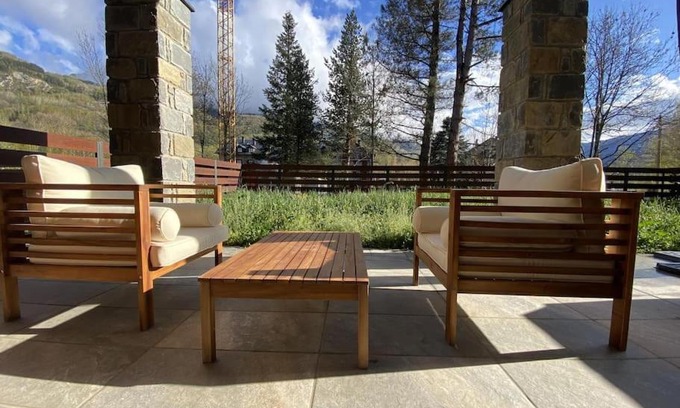 Benasque Apartment | Ideal Apartment in the Heart of the Pirineos - Family Friendly