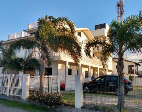 Praia do Sonho Apartment | Oceanfront Getaway at Apartamento Ilhas Três Irmãs