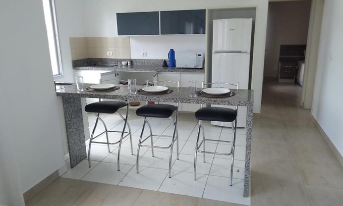 Juveve Apartment | Budget-Friendly Stay at Apartamento Juvevê with Great Amenities