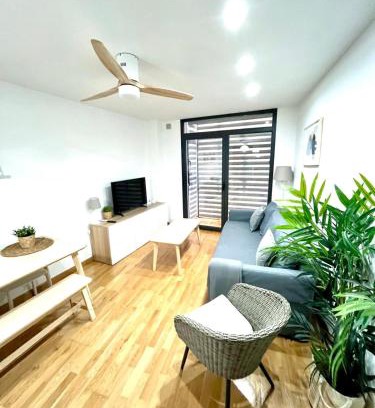 Old Town Apartment | Guest Rated: 9.7 at Apartamento La Sal - Family Friendly Stay