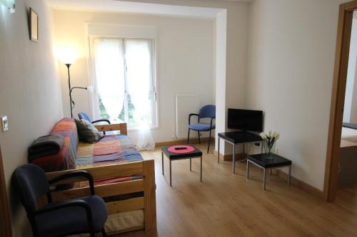 Sestao Apartment | Cozy APARTAMENTO LABEGAIN 2: Perfect for Families