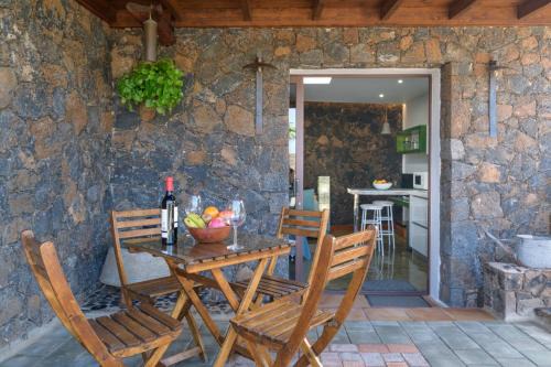 Tinajo Apartment | Family-Friendly Apartments in Spain – Rated 9.3 by Guests