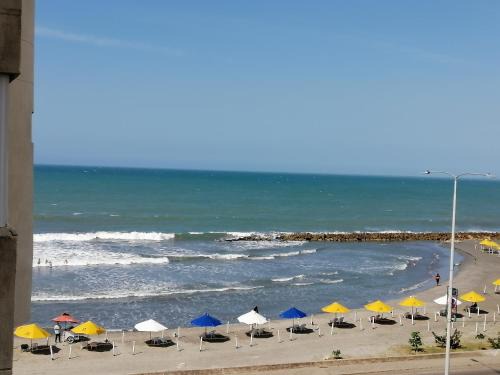 El Cabrero Apartment | Oceanfront Getaway: Apartamento Mar with Pool & Ocean Views
