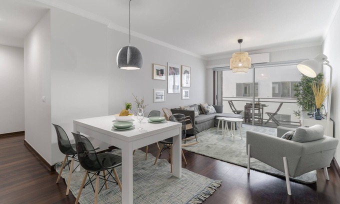 Imaculado Coracao de Maria Apartment | Modern Apartment in Santa Catarina II, Rated 9.2/10