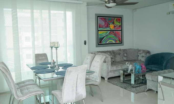 Barranquilla Apartment | Modern Apartment in Central Barranquilla with Breakfast