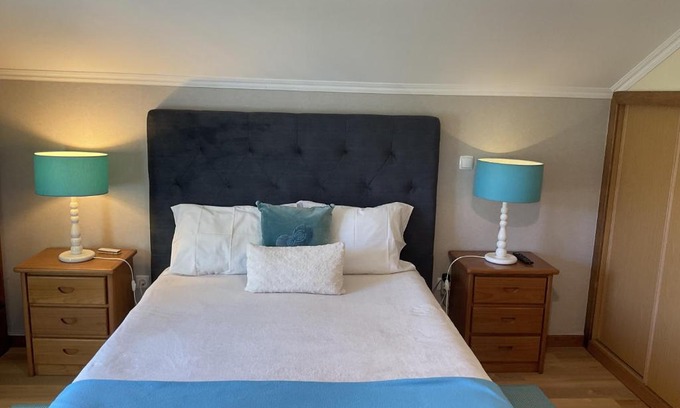 Canico Apartment | Scenic Apartamento Moniz T3 with Breathtaking Sea Views