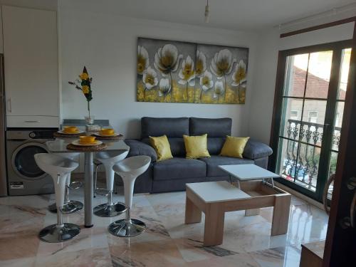 Bueu Apartment | Charming Oceanfront Apartment with Pet-Friendly Amenities