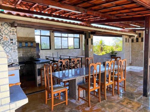 Pecém Apartment | Beachfront Apartment at Tabuba with Ocean Views and Pool