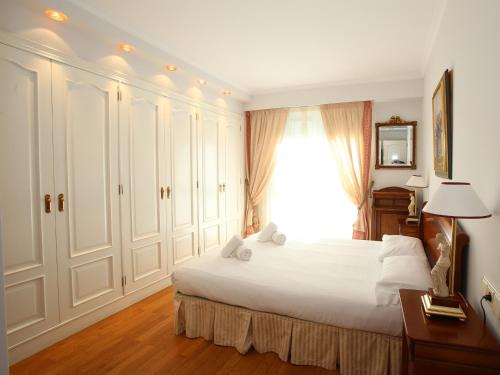 Antiguo Apartment | Family-Friendly Stay at 4-Star Apartamento Ondarreta