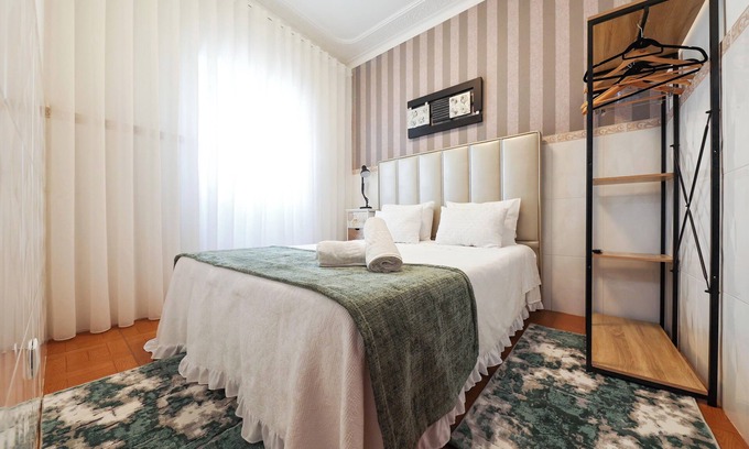 Sao Miguel do Rio Torto Apartment | Relax at Apartamento Pérolo DO MAR: Pet Friendly Retreat