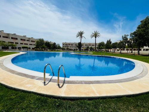 San Jorge Apartment | Discover Panoramica Golf: Pet-Friendly Getaway in Sant Jordi