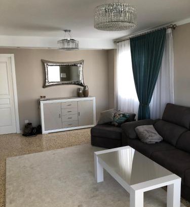 Grao de Gandia Apartment | Unforgettable Oceanfront Stay at Apartamento Parque 2