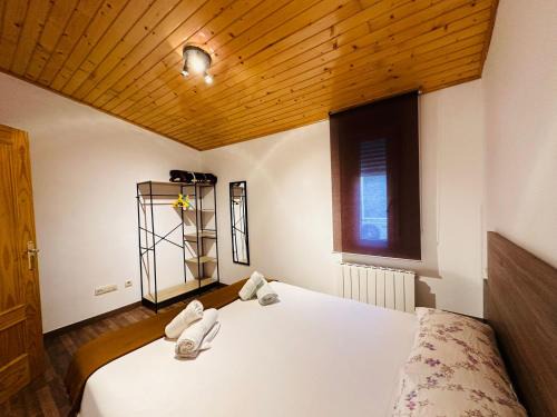 Ainsa Apartment | Family-Friendly Retreat at Apartamento Partara, Rated 8.7/10