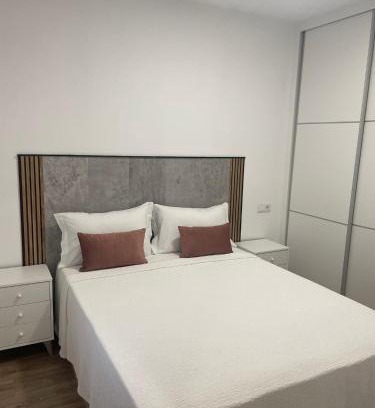Monforte de Lemos Apartment | Apartamento Paseo Malecón Planta 2