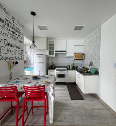 Enseada Azul Apartment | Oceanfront Apartment Peracanga with Free Wi-Fi and Views