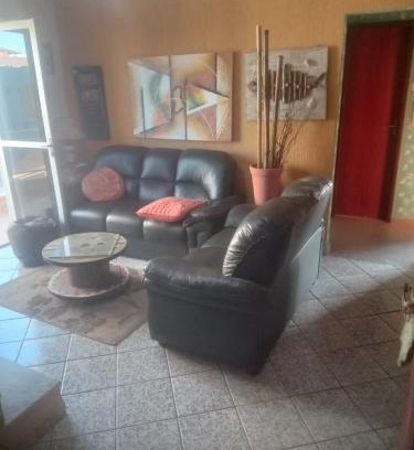 Piuma Apartment | Oceanfront Apartamento Piúma: Guest Rated 8/10