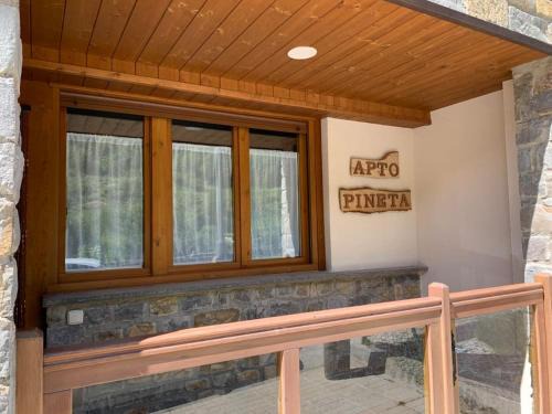 Chisagues Apartment | Pet-Friendly Comfort at Apartamento Pineta - Rated 9.7/10