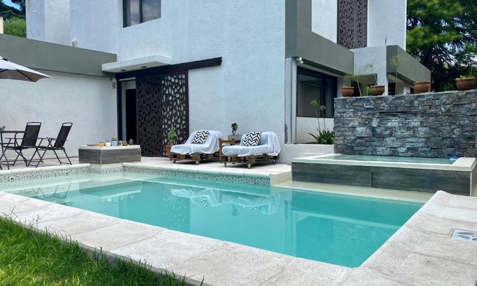 Villa Carlos Paz Apartment | Family-Friendly Getaway at Apartamento Plaza Las Vertientes
