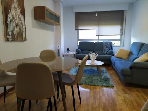 Logrono Apartment | Central Apartment Poniente: Two Bathrooms & Pet-Friendly