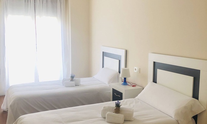 Arrabal Apartment | Apartamento Puente Romano Portal 4 1-b