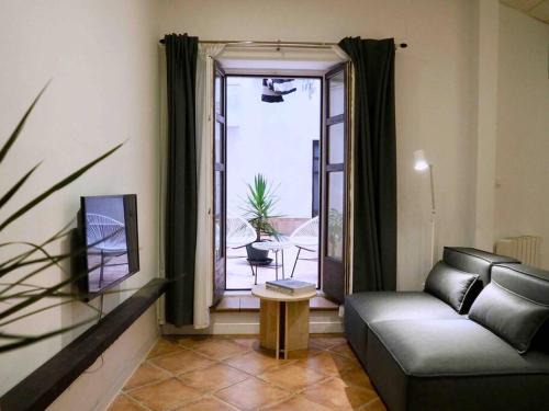 Bilbao la Vieja Apartment | Family-Friendly Stay at Apartamento Puerta del Camino 2