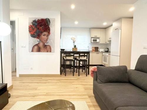 Santona Apartment | Renovated Apartment in Santoña with Ocean View & Beach Access