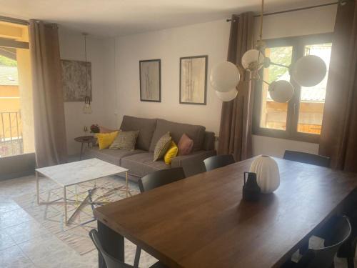 Castejon de Sos Apartment | Rincón del Cielo: Top-Rated Family & Pet Friendly Retreat