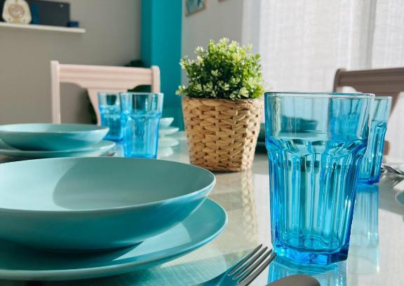 Peniscola Apartment | Ideal 3-Bedroom Apartment with AC & WiFi, Steps from Beach