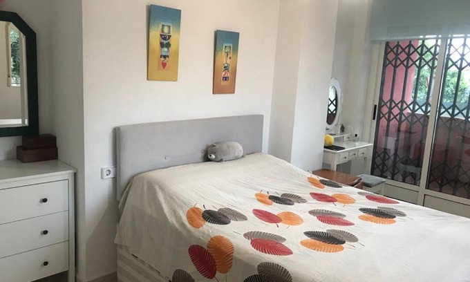 Pozo Estrecho Apartment | Discover Apartamento Sofi: Your Ideal Budget Retreat