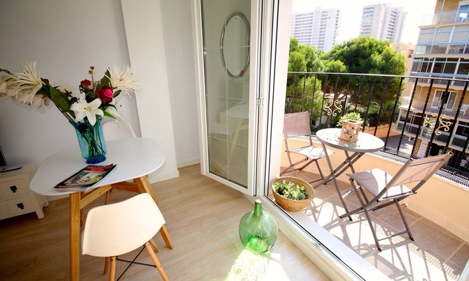 Coveta Fuma Apartment | Bright Ocean View Apartment with Pool and Spa Amenities
