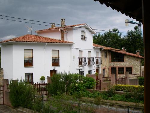 Nueva Apartment | Pet-Friendly Escape at Apartamento Sopiedra - Rated 9.6/10
