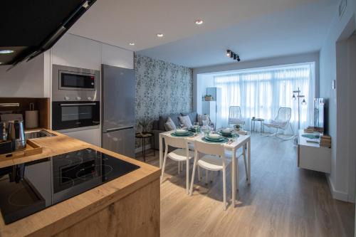 Cadiz Apartment | Child-Friendly Apartamento Sunset Cádiz - Guest Rated 9/10