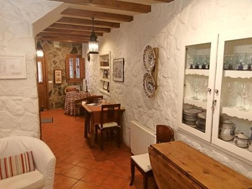 Valverde de la Vera House | Family-Friendly Stay at El Sotanillo de Valverde de la Vera