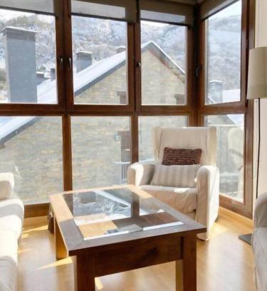 Escarrilla Apartment | Highly Rated Apartamento Tarmañones for Your Next Stay