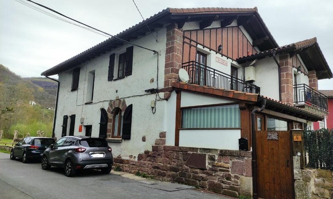 Elizondo Apartment | Family-Friendly Apartment Toki Berriya with Top Guest Ratings
