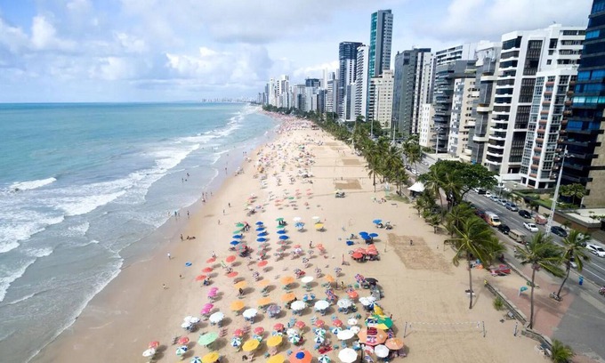 Boa Viagem Apartment | Fully Furnished Apartment with Pool and Spa Amenities