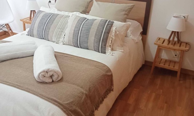 Vigo Apartment | Peaceful and Central Apartment with Child-Friendly Amenities