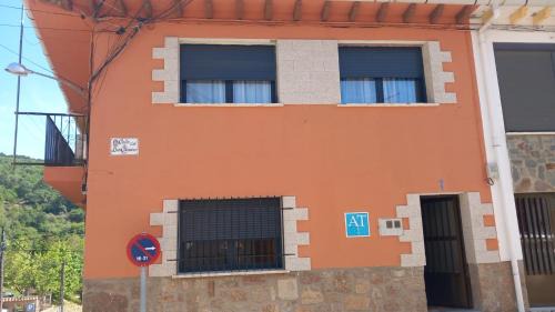 Gata Apartment | Pet-Friendly Dalmacia Apartment with High Guest Ratings