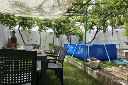 Pozo Alcon Apartment | Family-Friendly Getaway at Apartamento turístico Ma&Lu