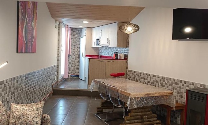 Dicastillo Apartment | Top-Rated Child-Friendly Apartment: Gala Touristic Stay